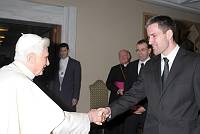 File name            	:DSC_5540.JPG<br>File size            	:1.9MB(2040498Bytes)<br>Date taken           	:2010/02/03 12:12:06<br>Image size           	:3216 x 2136<br>Resolution           	:300 x 300 dpi<br>Number of bits       	:8bit/channel<br>Protection attribute 	:Off<br>Hide Attribute       	:Off<br>Camera ID            	:N/A<br>Camera               	:NIKON D300<br>Quality mode         	:N/A<br>Metering mode        	:Center-weighted<br>Exposure mode        	:Manual<br>Speed light          	:No<br>Focal length         	:24 mm<br>Shutter speed        	:1/200second<br>Aperture             	:F3.5<br>Exposure compensation	:0 EV<br>White Balance        	:N/A<br>Lens                 	:N/A<br>Flash sync mode      	:N/A<br>Exposure difference  	:N/A<br>Flexible program     	:N/A<br>Sensitivity          	:N/A<br>Sharpening           	:N/A<br>Image Type           	:Color<br>Color Mode           	:N/A<br>Hue adjustment       	:N/A<br>Saturation Control   	:N/A<br>Tone compensation    	:N/A<br>Latitude(GPS)        	:N/A<br>Longitude(GPS)       	:N/A<br>Altitude(GPS)        	:N/A