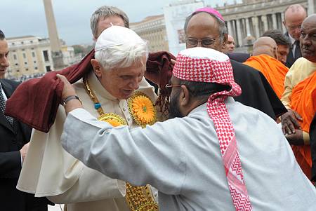 70637