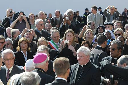 64970