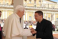 File name            	:000_0040.JPG<br>File size            	:2.0MB(2070184Bytes)<br>Date taken           	:2010/03/31 10:52:17<br>Image size           	:2784 x 1848<br>Resolution           	:300 x 300 dpi<br>Number of bits       	:8bit/channel<br>Protection attribute 	:Off<br>Hide Attribute       	:Off<br>Camera ID            	:N/A<br>Camera               	:NIKON D700<br>Quality mode         	:N/A<br>Metering mode        	:Matrix<br>Exposure mode        	:Manual<br>Speed light          	:No<br>Focal length         	:24 mm<br>Shutter speed        	:1/320second<br>Aperture             	:F7.1<br>Exposure compensation	:0 EV<br>White Balance        	:N/A<br>Lens                 	:N/A<br>Flash sync mode      	:N/A<br>Exposure difference  	:N/A<br>Flexible program     	:N/A<br>Sensitivity          	:N/A<br>Sharpening           	:N/A<br>Image Type           	:Color<br>Color Mode           	:N/A<br>Hue adjustment       	:N/A<br>Saturation Control   	:N/A<br>Tone compensation    	:N/A<br>Latitude(GPS)        	:N/A<br>Longitude(GPS)       	:N/A<br>Altitude(GPS)        	:N/A