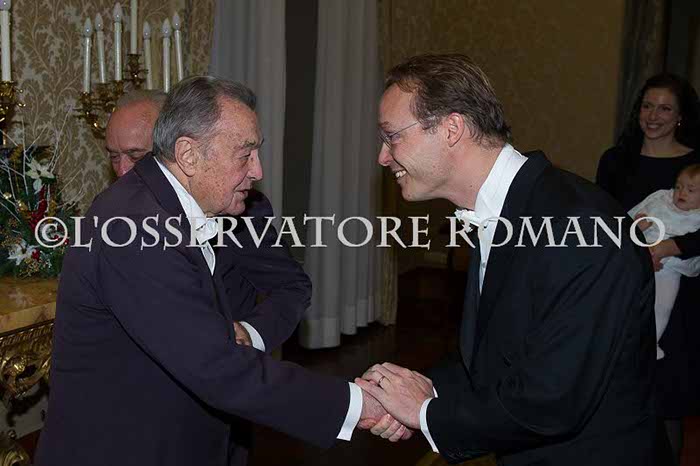 %_tempFileName00272_20122014%