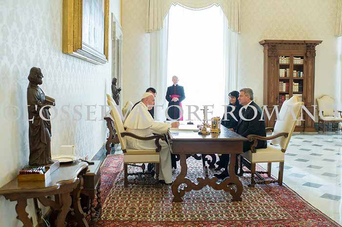 %_tempFileName02976_31102015%