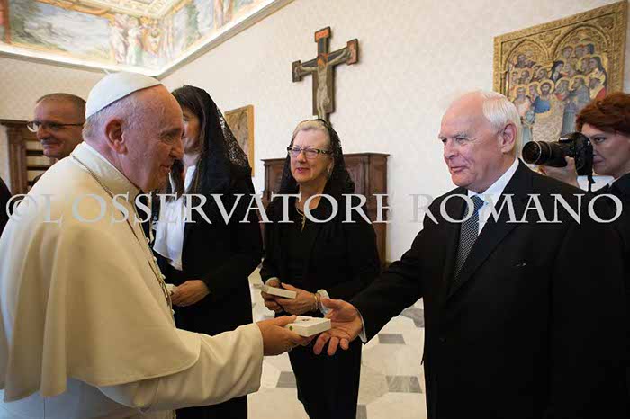 %_tempFileName01943_11062015%