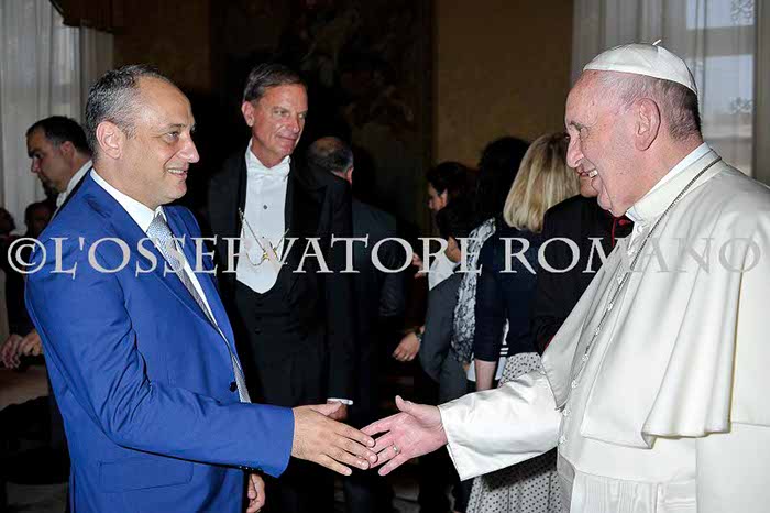 %_tempFileName02869_17092015%