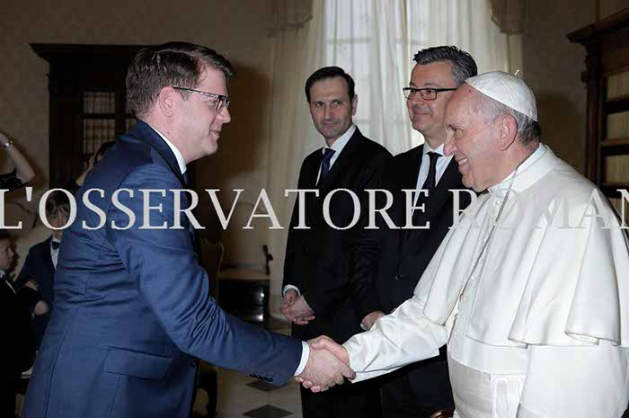 %_tempFileName01353_07042016%