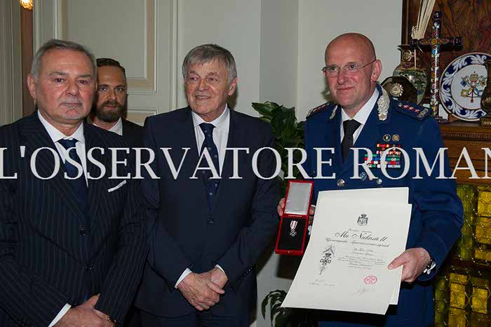 %_tempFileName00318_27042016%