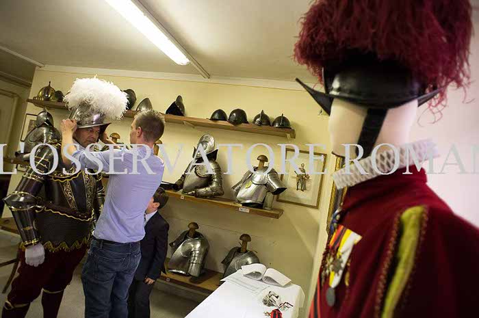 %_tempFileName03943_06052016%