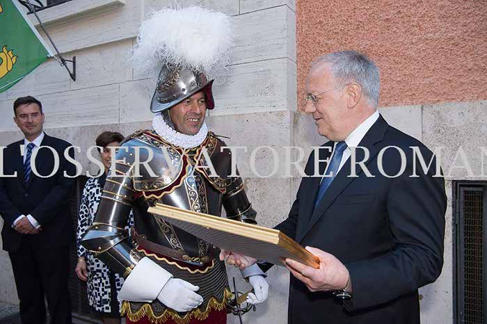 %_tempFileName05754_06052016%