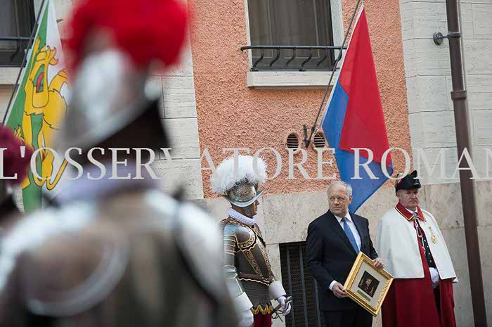 %_tempFileName05765_06052016%