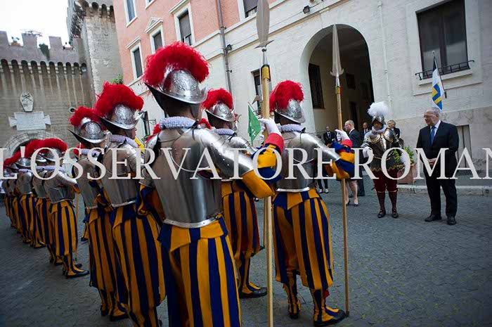 %_tempFileName05796_06052016%