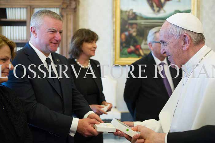 %_tempFileName01893_06052016%