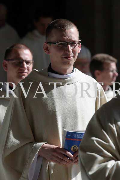 %_tempFileName00098_05062016%