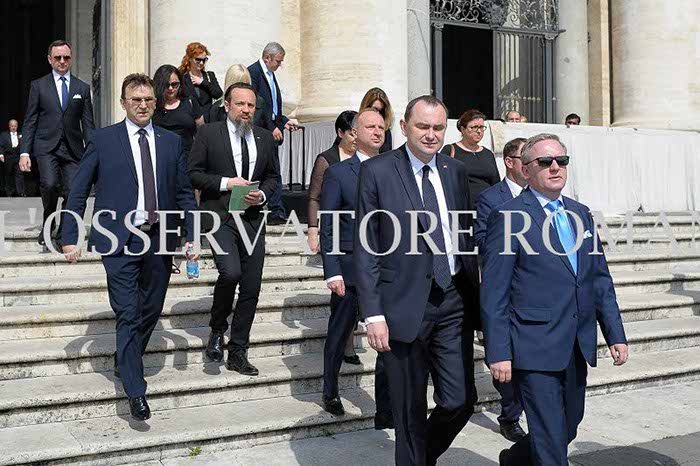 %_tempFileName00321_05062016%