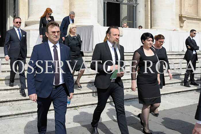 %_tempFileName00324_05062016%