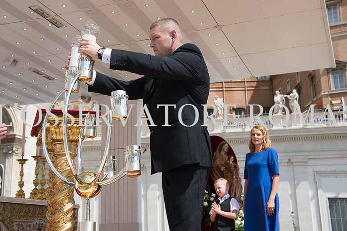 %_tempFileName01889_05062016%