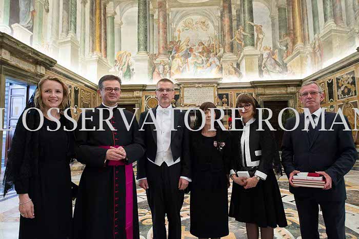 %_tempFileName01300_23062016%