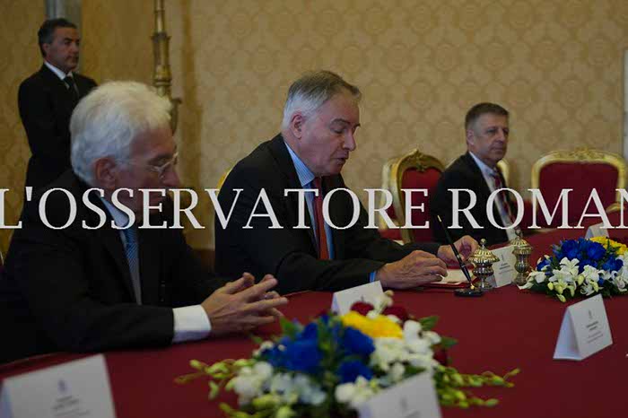 %_tempFileName00020_25072016%