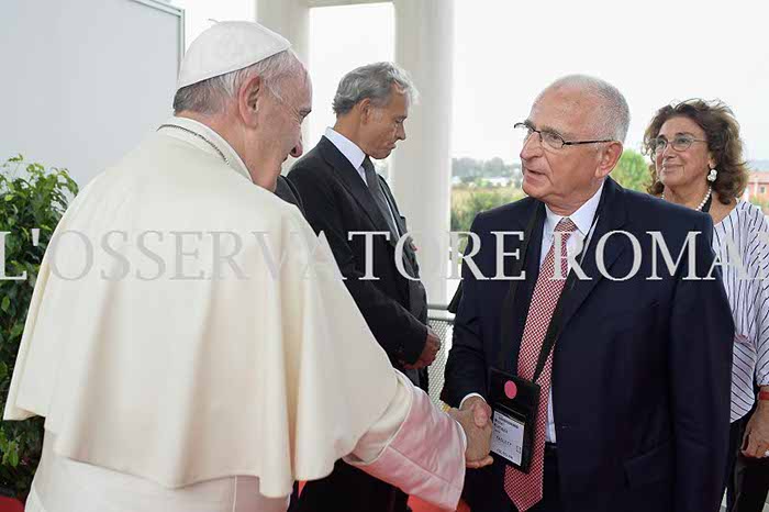 %_tempFileName00979_31082016%