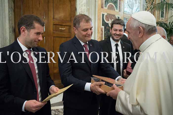 %_tempFileName01076_02092016%