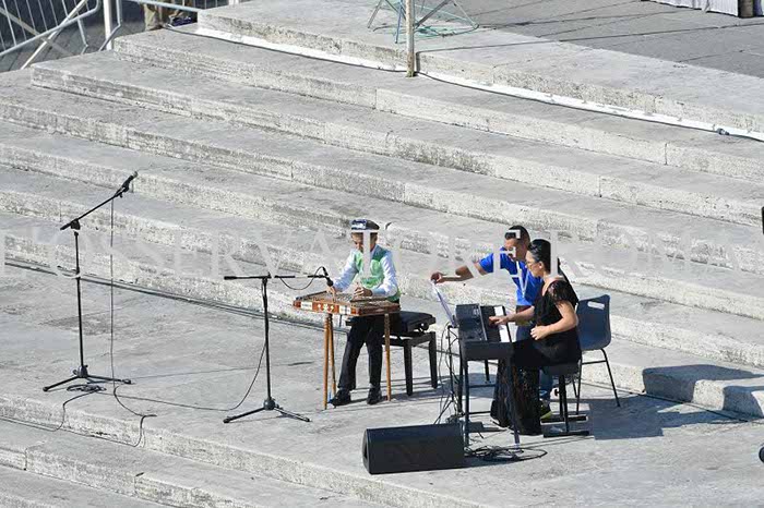 %_tempFileName00557_03092016%