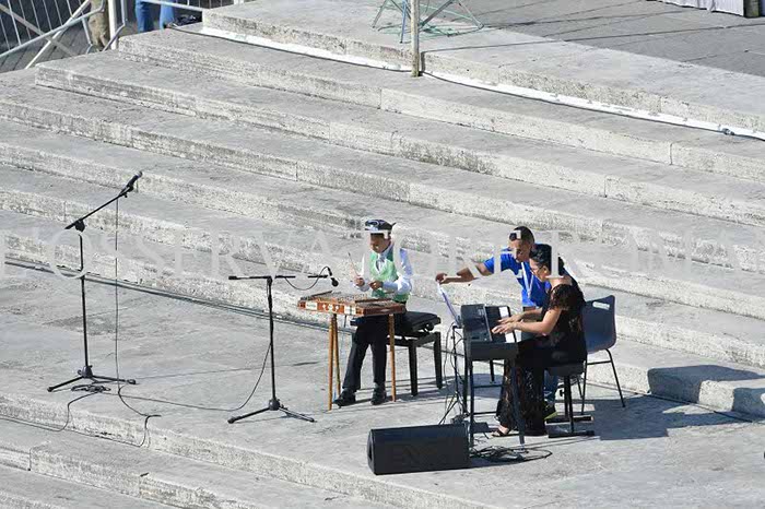 %_tempFileName00559_03092016%