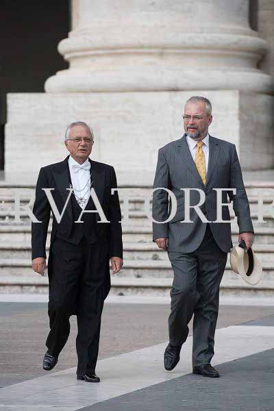 %_tempFileName00517_05092016%