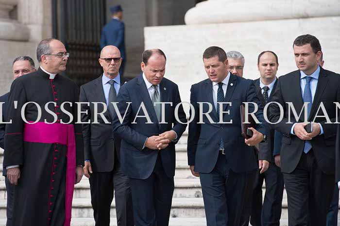 %_tempFileName00570_05092016%