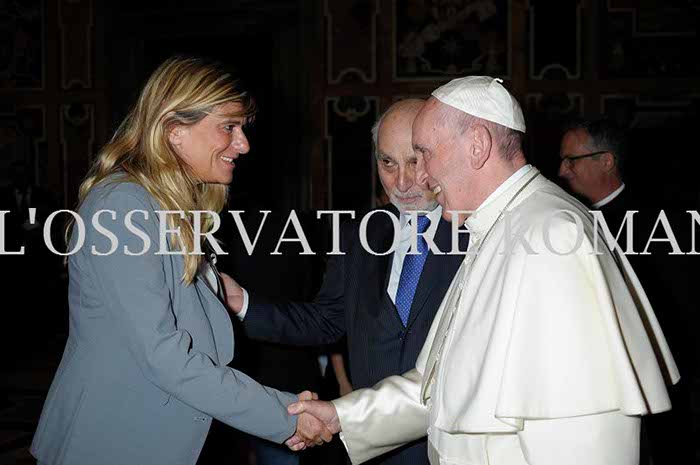 %_tempFileName00877_22092016%