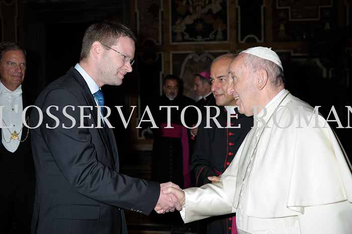 %_tempFileName00044_29092016%