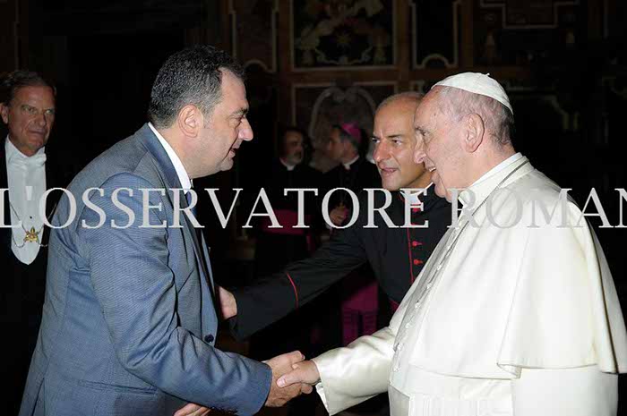 %_tempFileName00171_29092016%