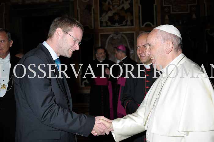 %_tempFileName00385_29092016%