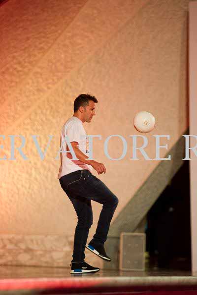 %_tempFileName00915_05102016%