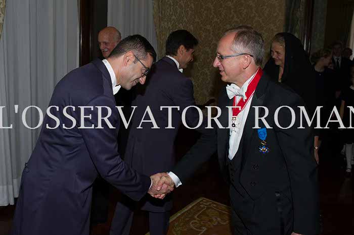 %_tempFileName01856_10102016%