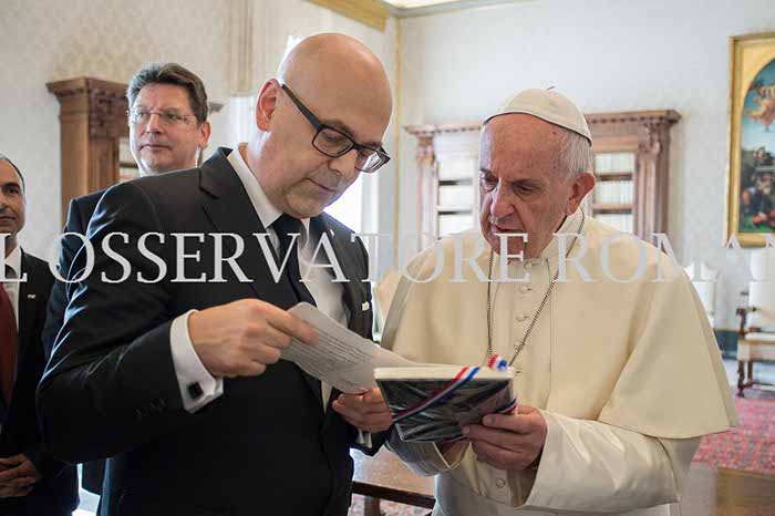 %_tempFileName00144_10102016%