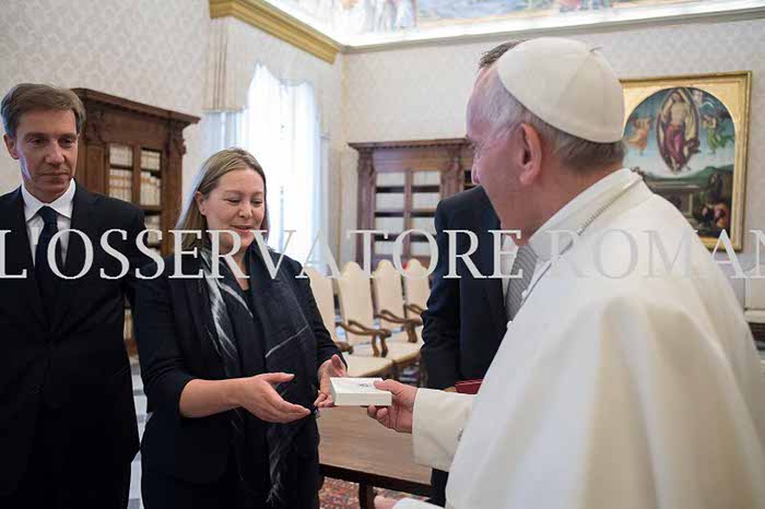 %_tempFileName00640_13102016%