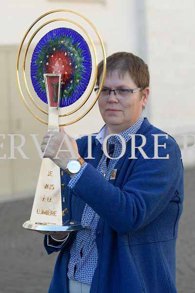 %_tempFileName01669_16102016%