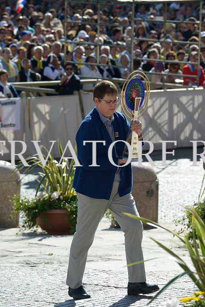 %_tempFileName01812_16102016%