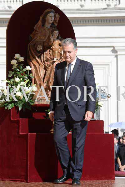 %_tempFileName01889_16102016%