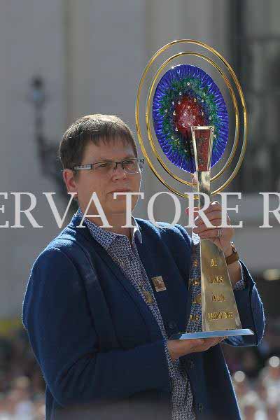 %_tempFileName01906_16102016%