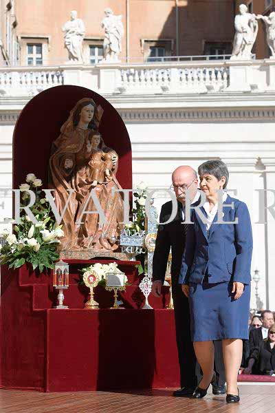 %_tempFileName01964_16102016%