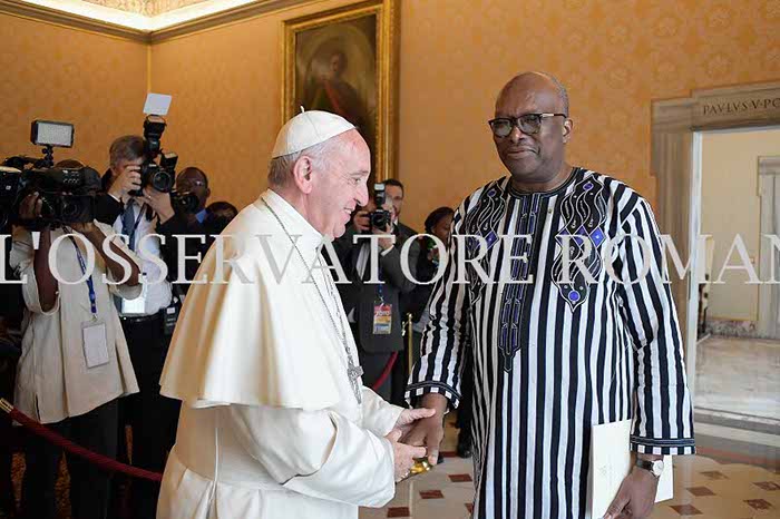 %_tempFileName01549_20102016%