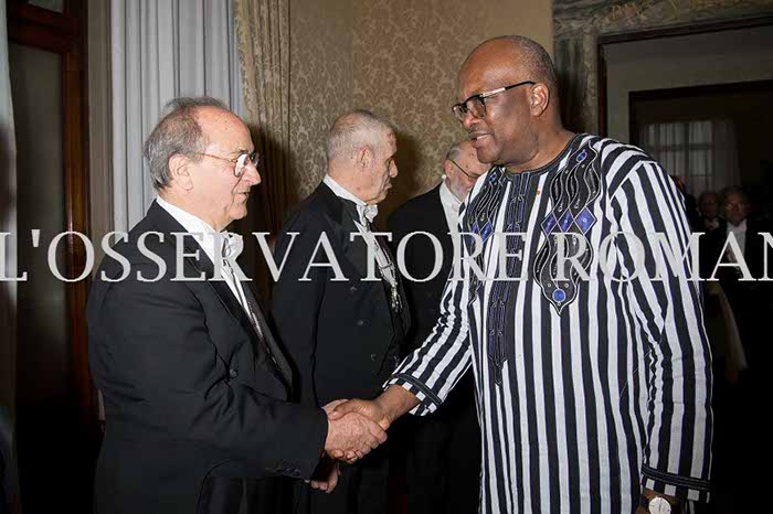 %_tempFileName02003_20102016%