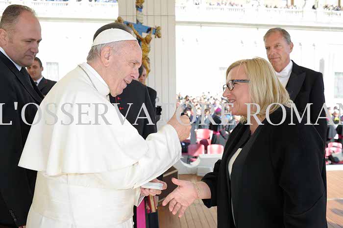 %_tempFileName03658_22102016%