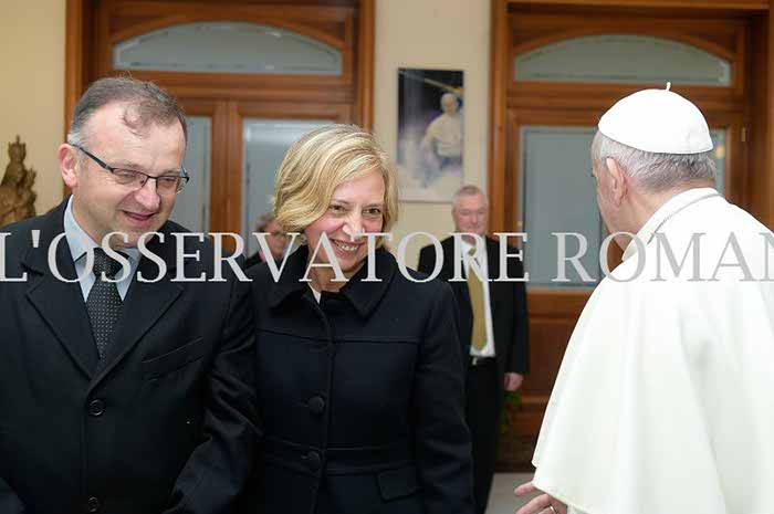 %_tempFileName00460_24112016%