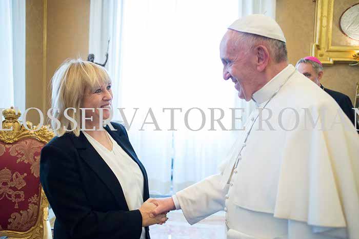 %_tempFileName01592_10112016%