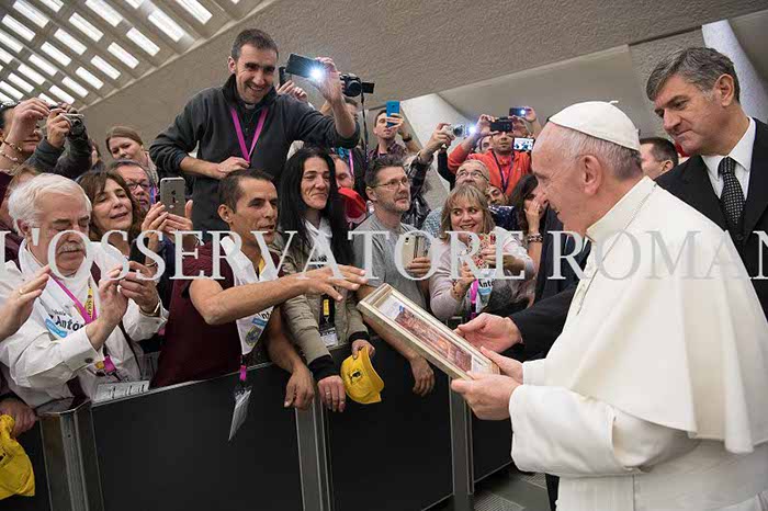 %_tempFileName00989_11112016%