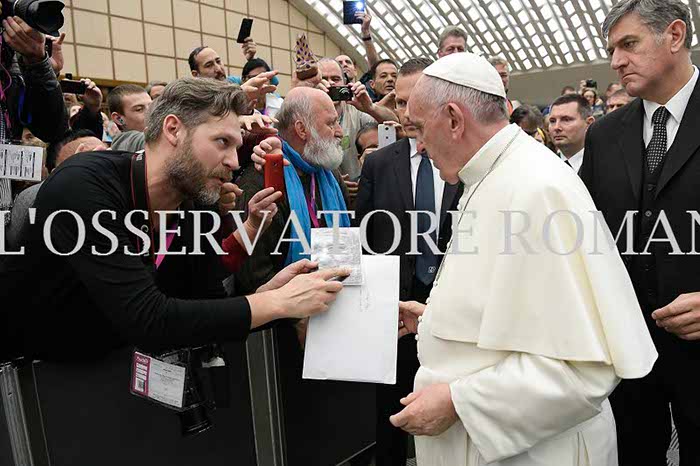 %_tempFileName01648_11112016%