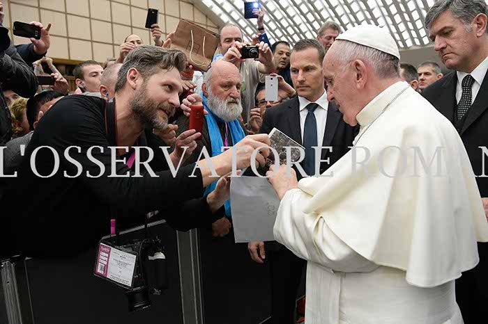 %_tempFileName01661_11112016%