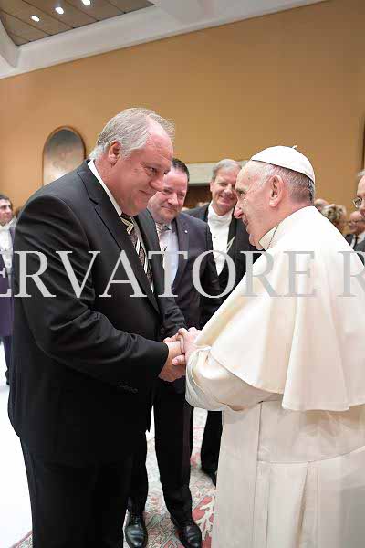 %_tempFileName07379_12112016%