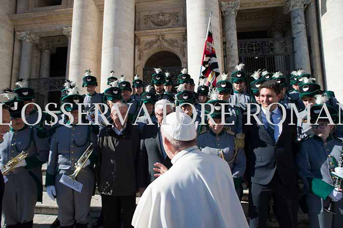 %_tempFileName04377_12112016%